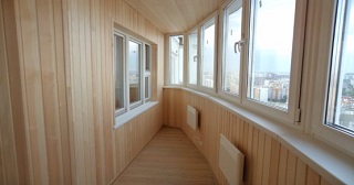 Отделка, остекление, утепление балконов в Петрозаводске от 210 руб. м/2.
